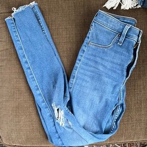 Abercrombie Medium wash skinny jeans